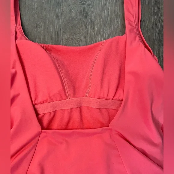 Nike Women's Pink Swimsuit NWT - Picture 7 of 11